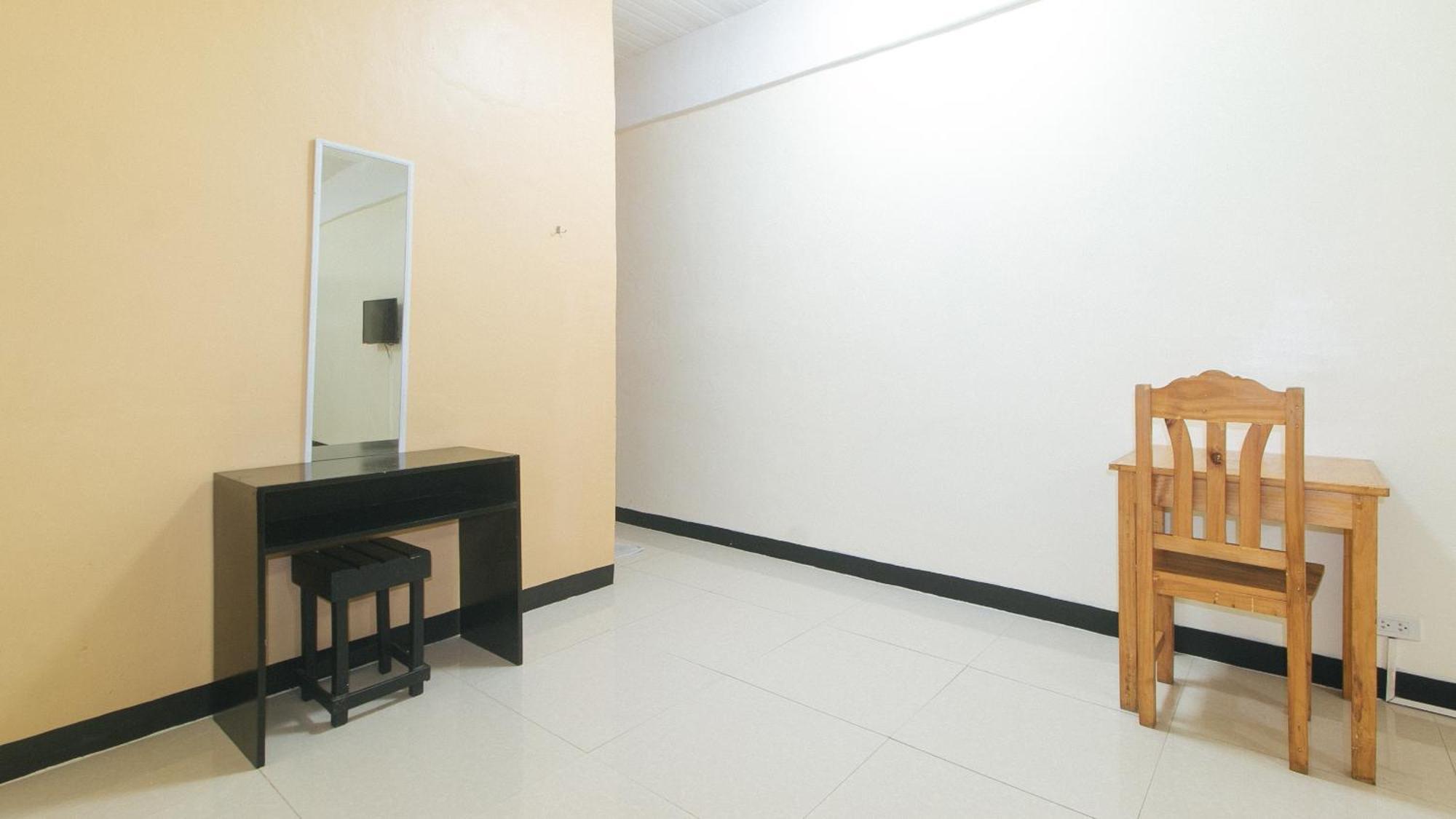 Reddoorz Near Sm City Muntinlupa San Pedro  Zewnętrze zdjęcie