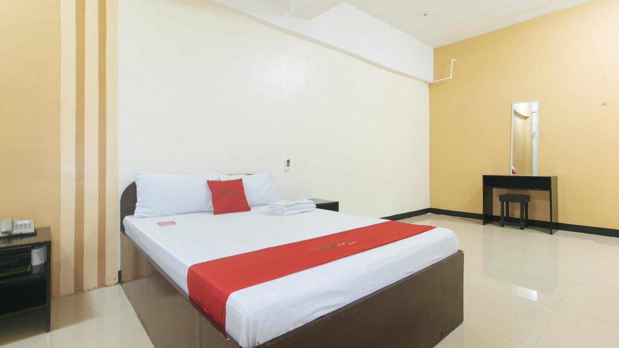 Reddoorz Near Sm City Muntinlupa San Pedro  Zewnętrze zdjęcie