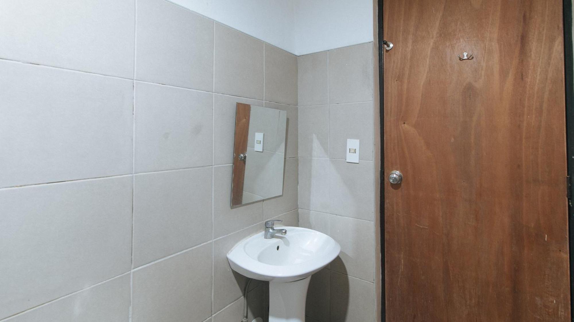 Reddoorz Near Sm City Muntinlupa San Pedro  Zewnętrze zdjęcie