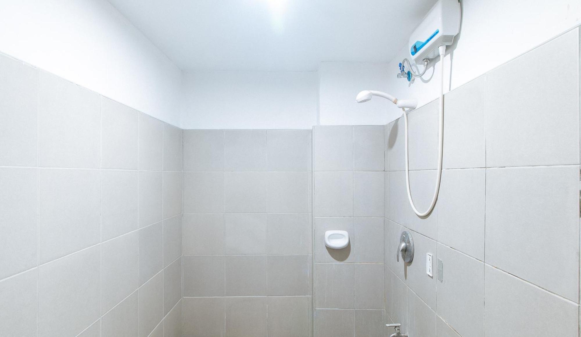 Reddoorz Near Sm City Muntinlupa San Pedro  Zewnętrze zdjęcie